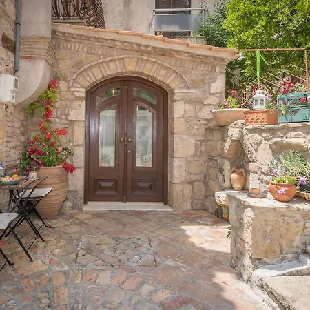 Galanoussa * Закинтос