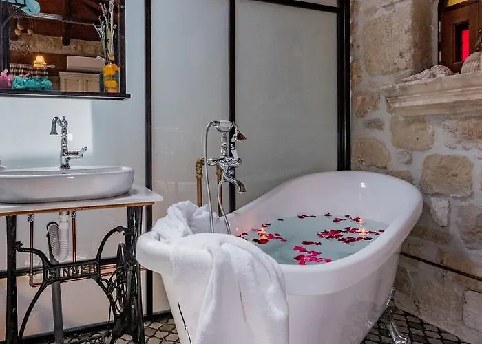 Galanoussa بيت للعطل